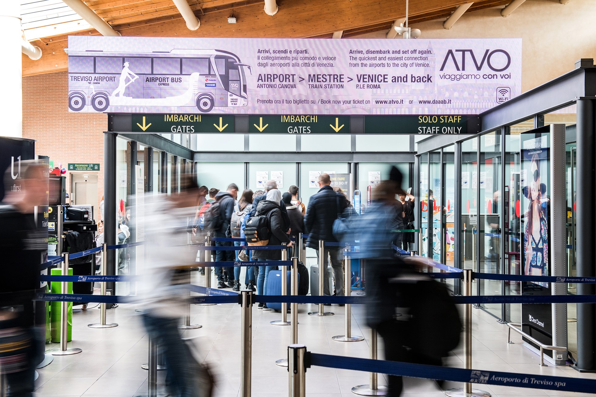 Banner pubblcitario all'Aeroporto di Treviso